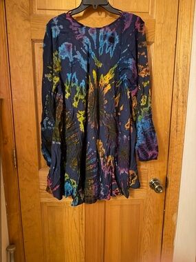 Sacred Threads Navy Tie-Dye Scoop Neck Tunic with Blue, Purple & Green